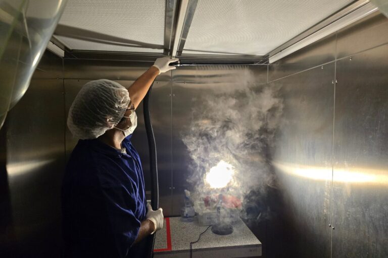 qvtest Laminar Airflow Unit